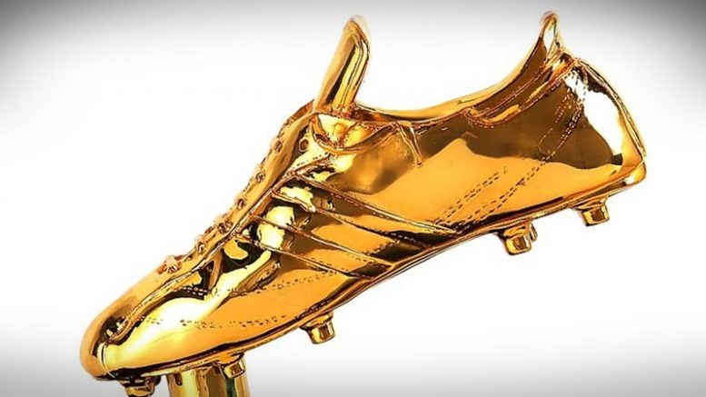 scarpe di ronaldo oro
